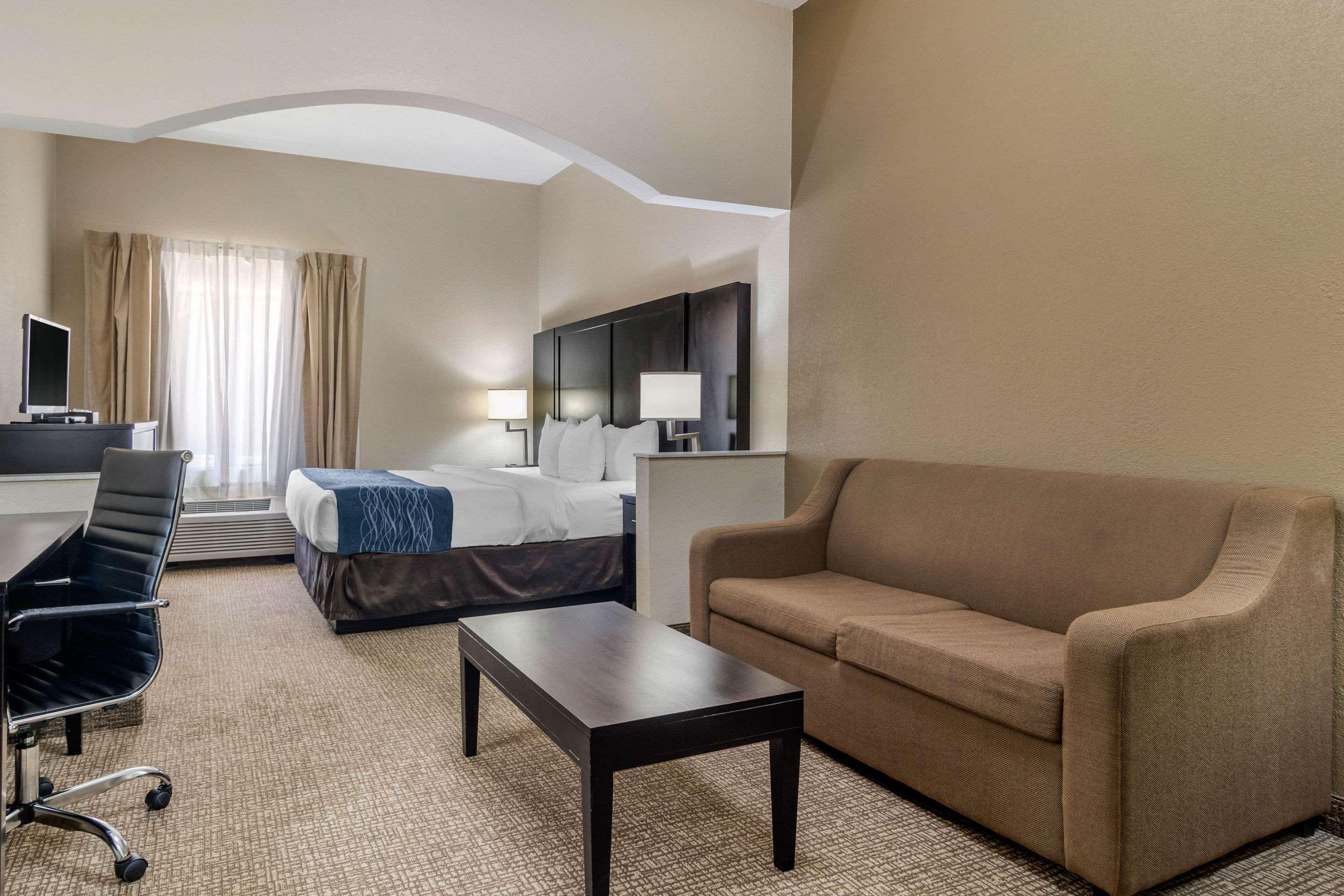 Comfort Inn & Suites Atlanta-Smyrna Extérieur photo