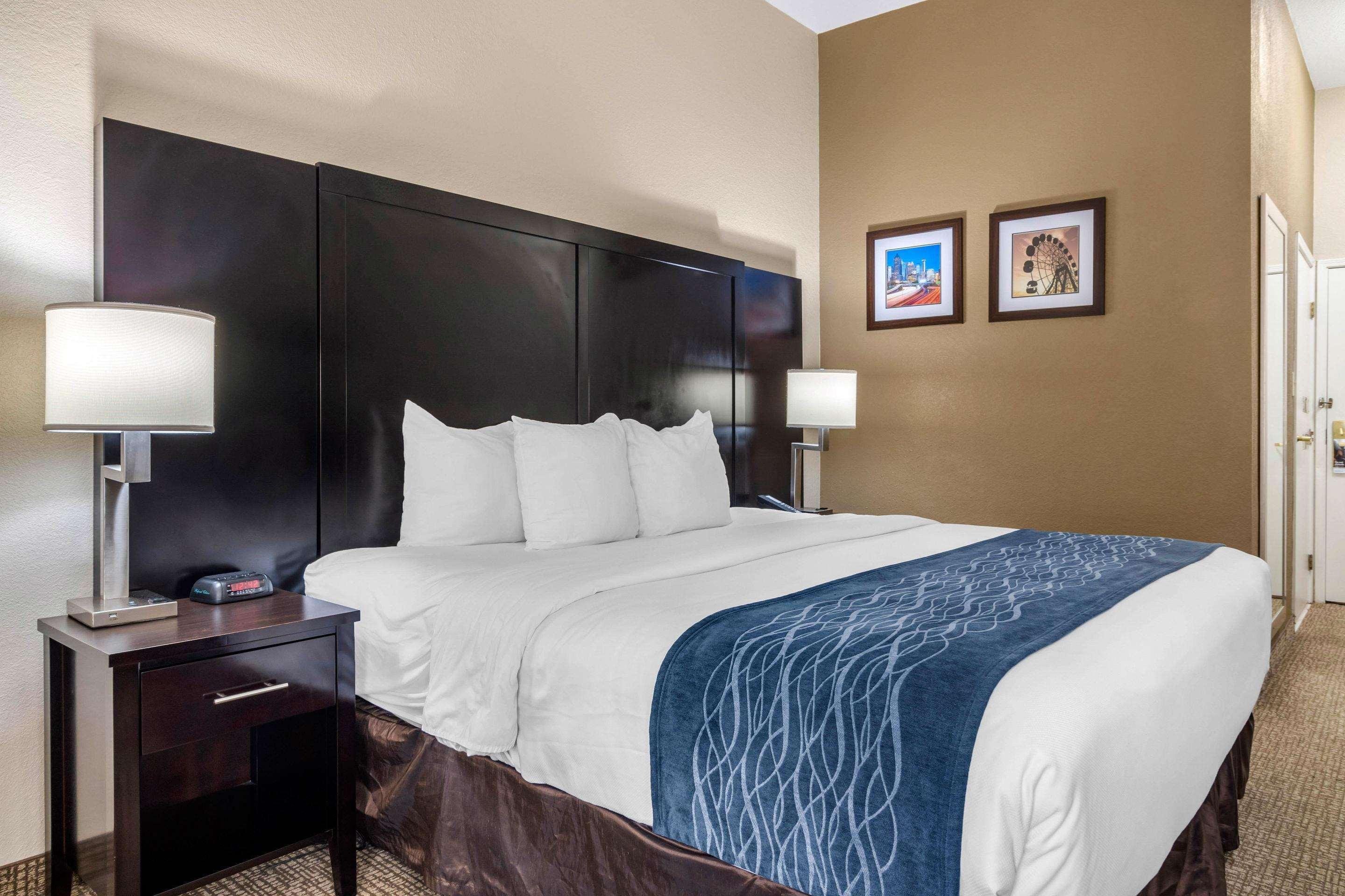 Comfort Inn & Suites Atlanta-Smyrna Extérieur photo