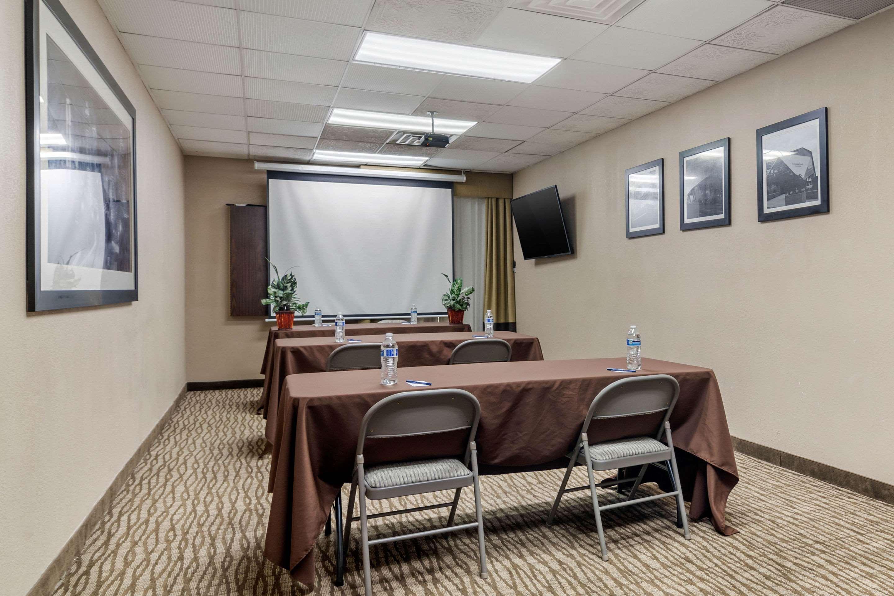 Comfort Inn & Suites Atlanta-Smyrna Extérieur photo