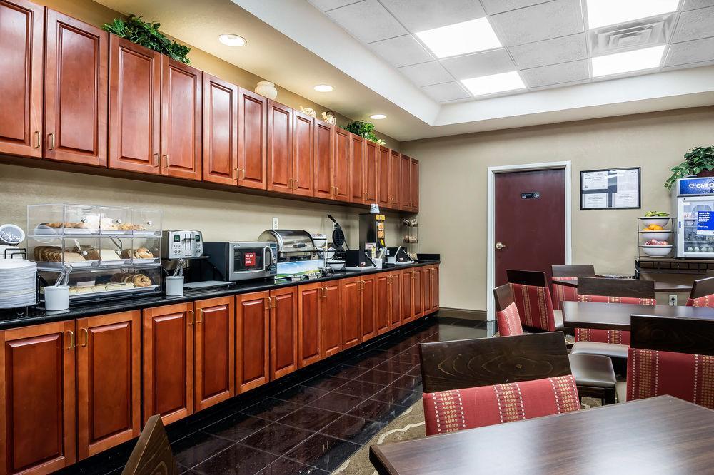 Comfort Inn & Suites Atlanta-Smyrna Extérieur photo
