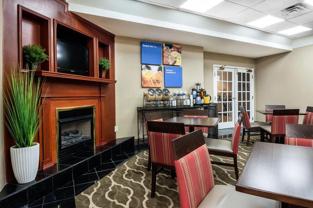 Comfort Inn & Suites Atlanta-Smyrna Extérieur photo