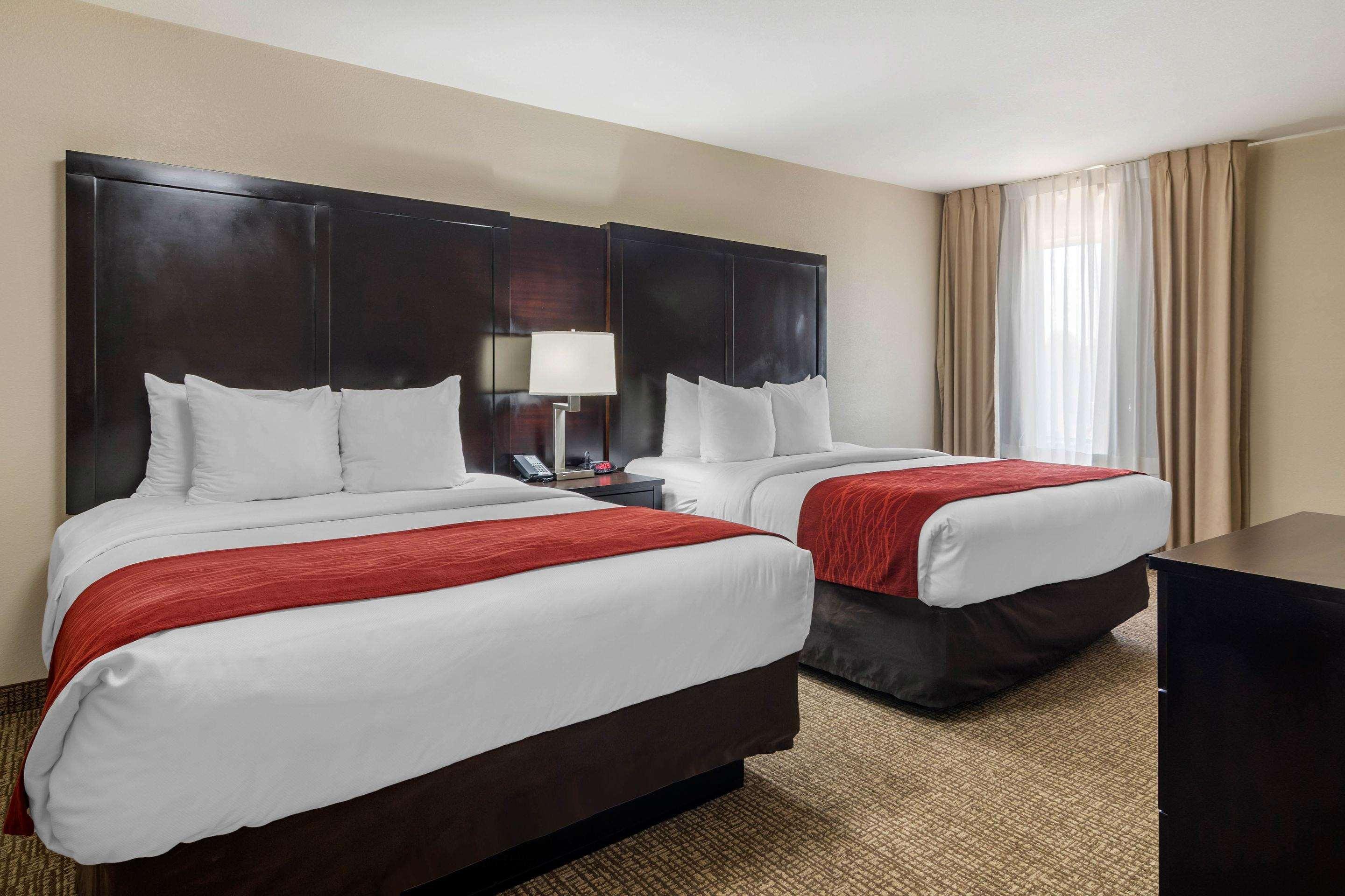 Comfort Inn & Suites Atlanta-Smyrna Extérieur photo