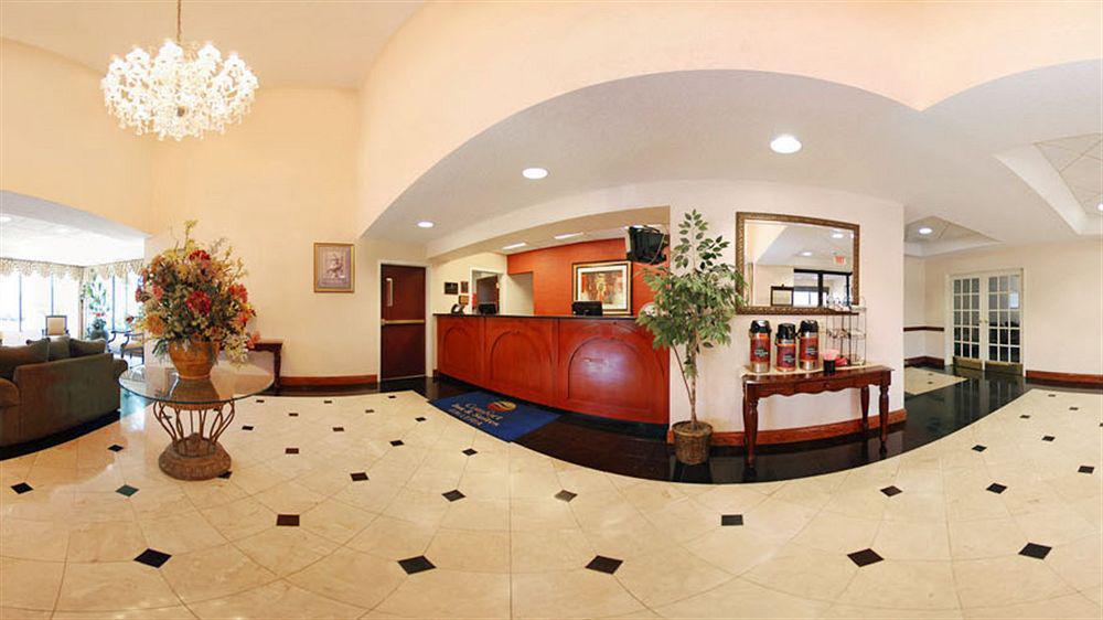 Comfort Inn & Suites Atlanta-Smyrna Extérieur photo